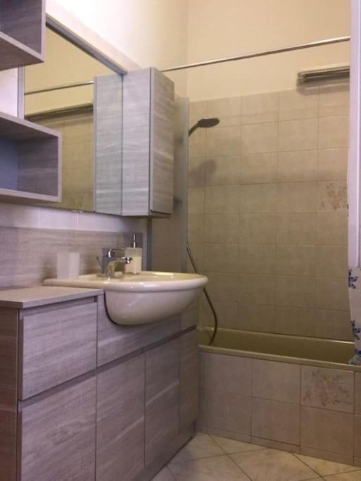 Tonyman Apartment 1 بولونيا المظهر الخارجي الصورة