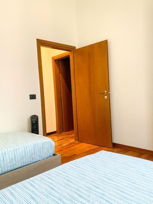 Tonyman Apartment 1 بولونيا المظهر الخارجي الصورة